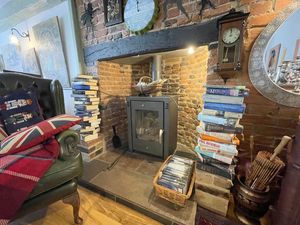 Teddy Bear Cottage- click for photo gallery